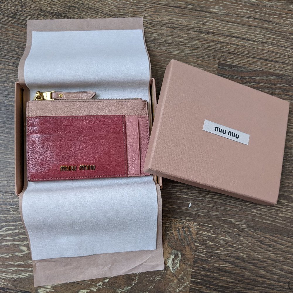 Miu Miu Pink Card Case in Goatskin, Gradient Color